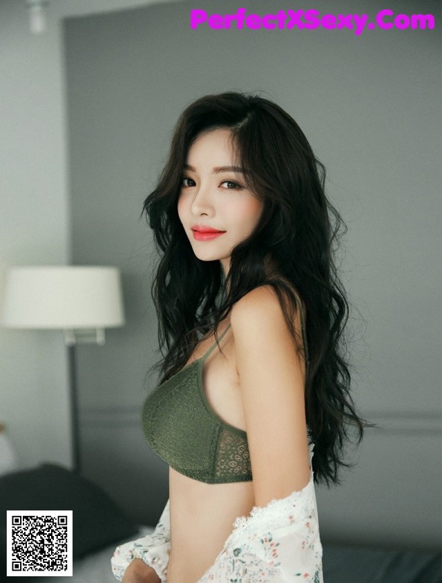 Beautiful Jin Hee poses seductively in lingerie collection (642 photos) No.24cc6e